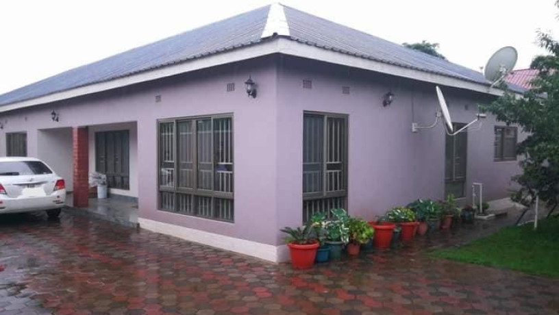 2-bedroom-flat-for-rent-in-chalala-big-0