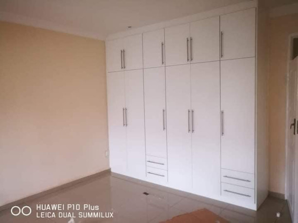 2-bedroom-flat-for-rent-in-chalala-big-2