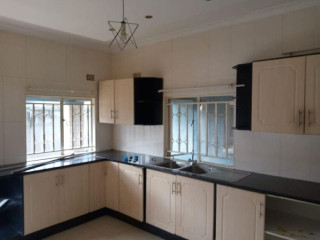 3 Bedroom Flat For Rent in Salama Park