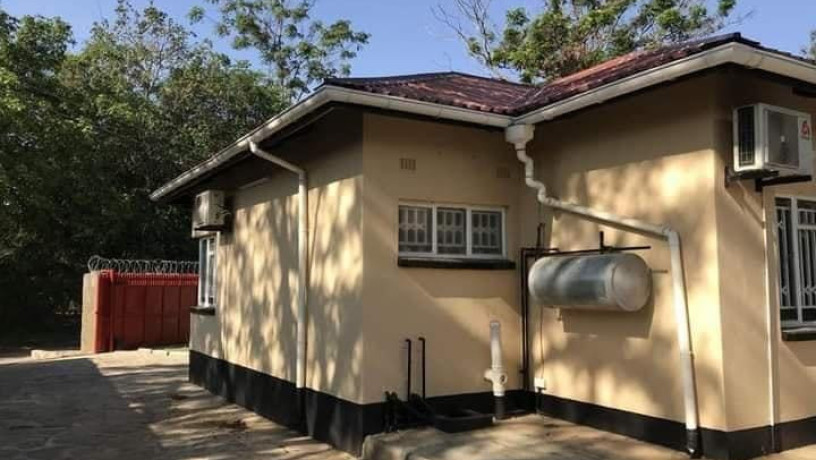 3-bedroom-house-for-rent-in-rhodespark-big-8