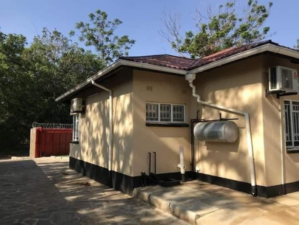 3-bedroom-house-for-rent-in-rhodespark-big-8