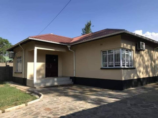 3 Bedroom House For Rent In Rhodespark