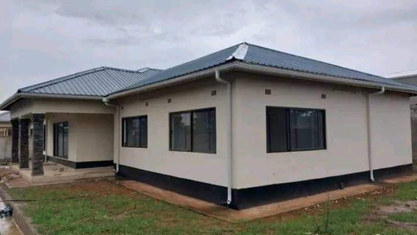 3-bedroom-house-for-rent-in-makeni-big-0