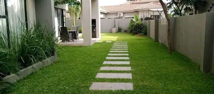 2-4-bedroom-fully-furnished-duplexs-for-rent-in-roma-park-big-0