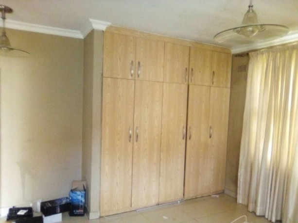 2-bedroom-house-for-rent-in-roma-park-big-3