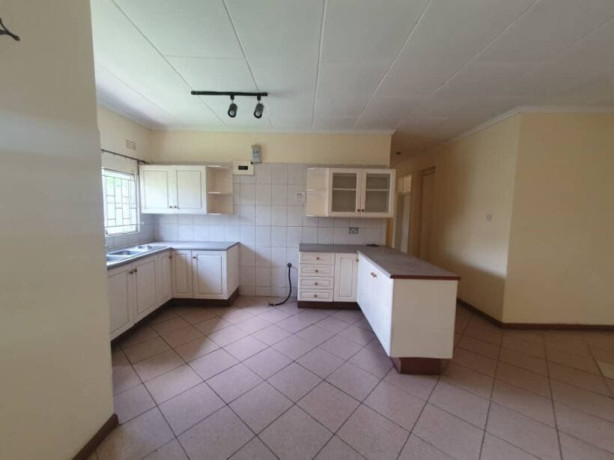 3-bedroom-flat-for-rent-in-roma-big-4