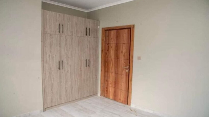 3-bedroom-flat-for-rent-in-chalala-big-4