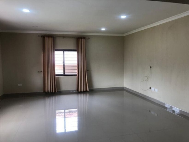 newly-built-3-bedroom-house-for-rent-in-roma-park-big-2