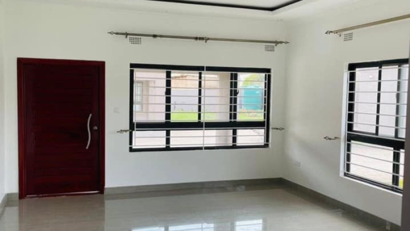 3-bedroom-apartment-for-rent-in-new-kasama-big-2