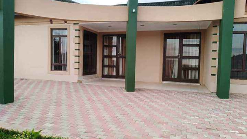 lovely-3-bedroom-house-in-kabangwe-big-5