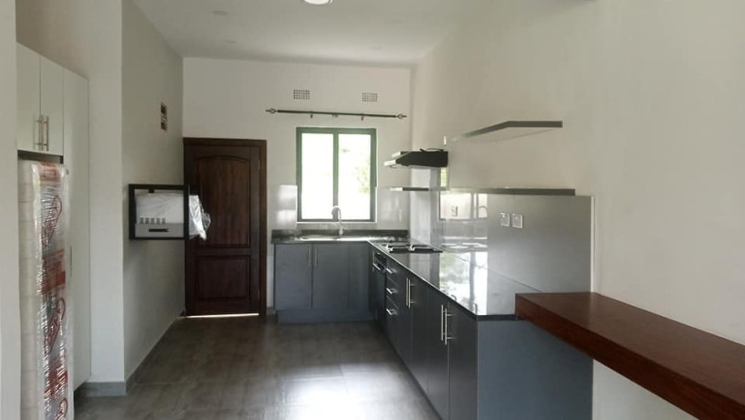 2-bedroom-flat-for-rent-in-ibex-hill-big-6