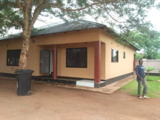 3 Bedroom House For Rent in Makeni Buckley