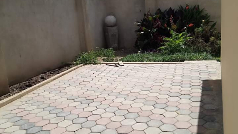 2-bedroom-house-for-rent-in-makeni-big-1