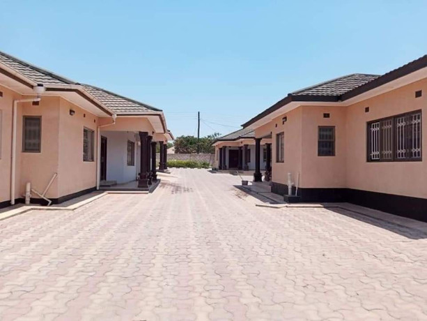 3-bedroom-apartment-for-rent-in-foxdale-big-0