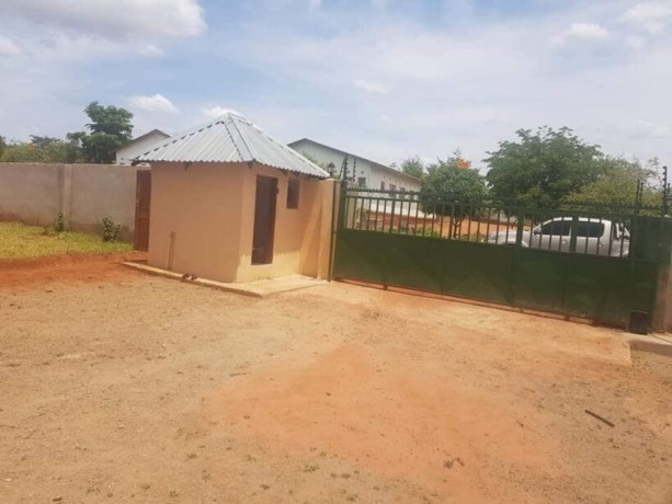 3-bed-standalone-house-for-rent-in-highlands-big-8