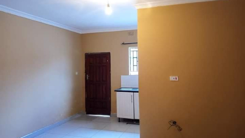 1-bedroom-flat-for-rent-in-makeni-east-big-1