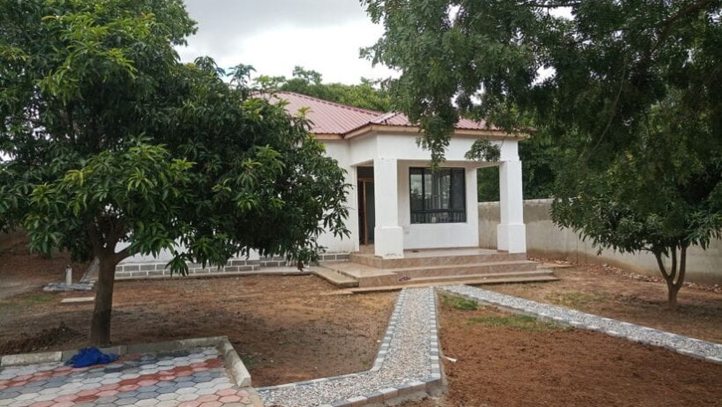 3-bedroom-standalone-house-for-rent-in-chudleigh-big-1