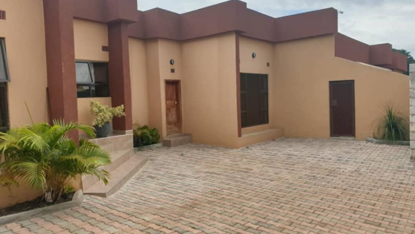 2-bedroom-flat-for-rent-in-kalundu-big-4