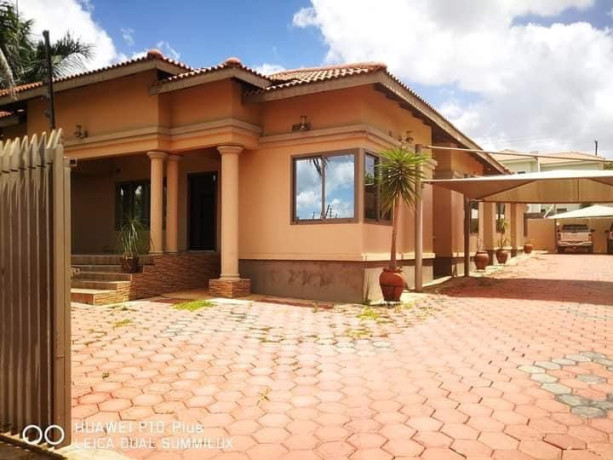 3-bedroom-flat-for-rent-in-roma-park-big-0