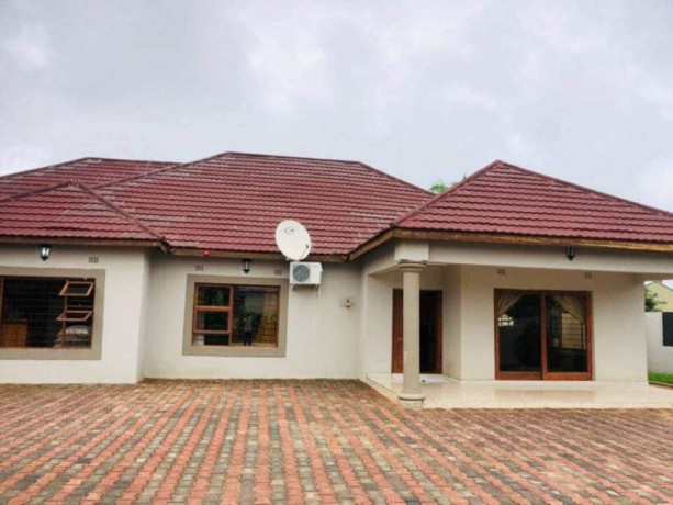 3-bedroom-standalone-house-for-rent-in-meanwood-ibex-big-6
