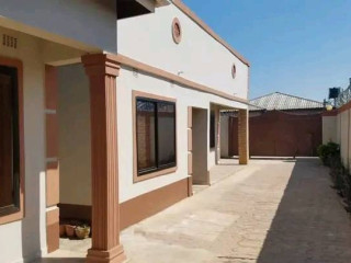 3-bedroom-flat-for-rent-in-salama-park