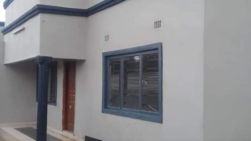 2-bedroom-semi-detached-flats-for-rent-in-lilayi-mimosa-area-big-8