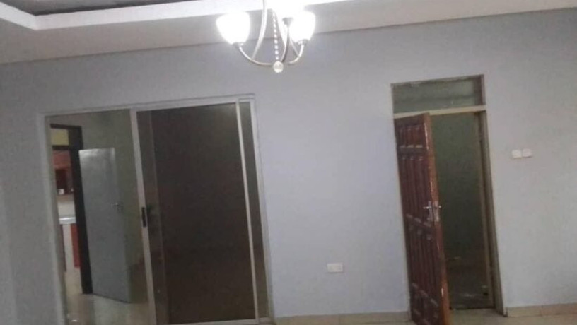 3-bedroom-flat-for-rent-in-chalala-big-7