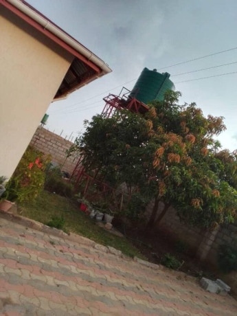 3-bedroom-flat-for-rent-in-chalala-big-4
