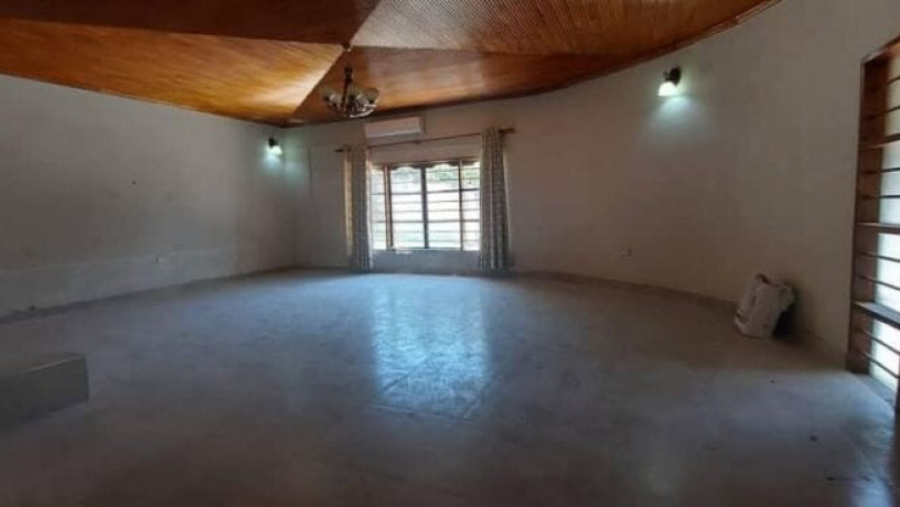 3-bedroom-house-for-rent-in-roma-big-5