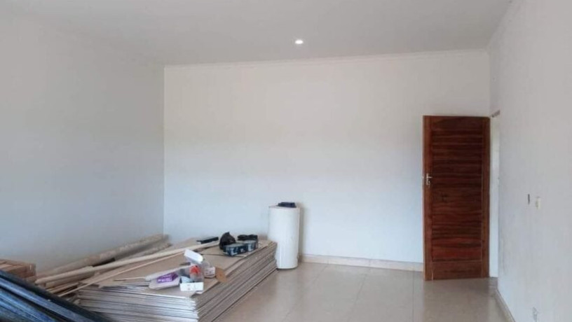 2-bedroom-flat-for-rent-in-chalala-big-3