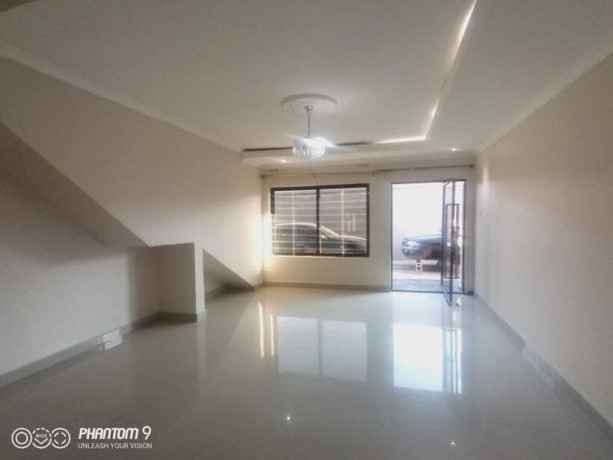 3-bedroom-flats-for-rent-in-salama-park-big-5