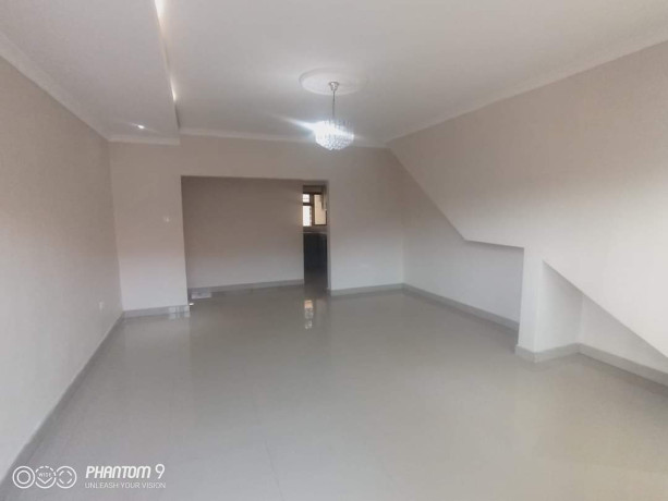 3-bedroom-flats-for-rent-in-salama-park-big-7