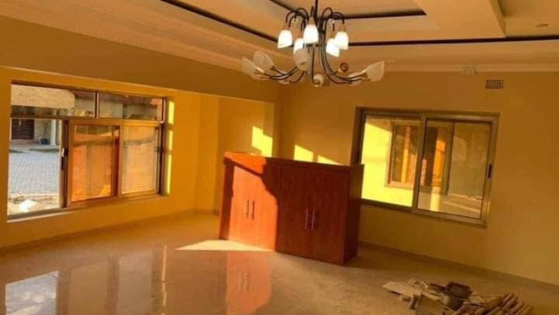 2-bedroom-flat-for-rent-in-ibex-hill-big-6