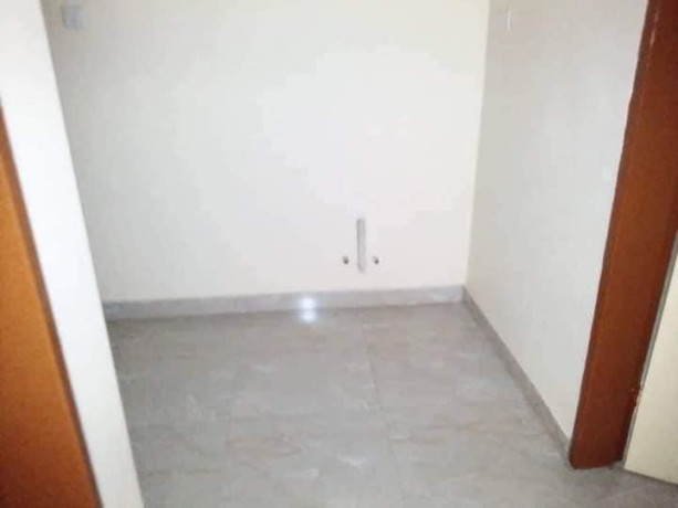 2-bedroom-flat-for-rent-in-ibex-hill-big-4
