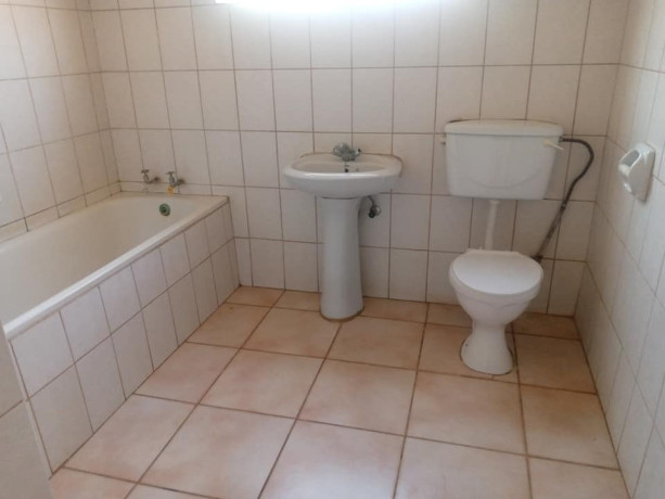 4-bedroom-house-for-rent-in-munali-big-6