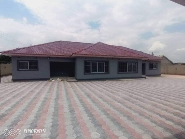 23-bedroom-flats-for-rent-in-foxdale-big-2