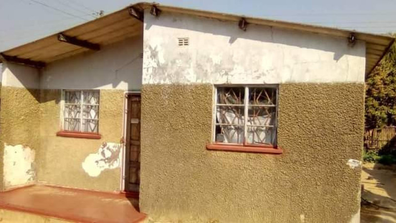 spacious-2-bedroom-house-for-sale-in-chingola-big-0