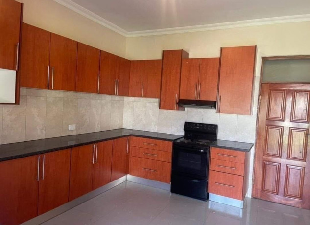 3-bedroom-flat-for-rent-in-kalundu-big-3