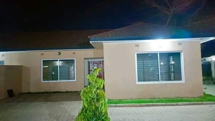 2-bedroom-flat-for-rent-in-meanwood-ndeke-big-2