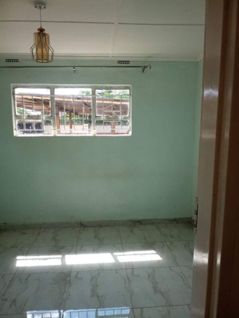 3-bedroom-flat-for-rent-in-chalala-big-5