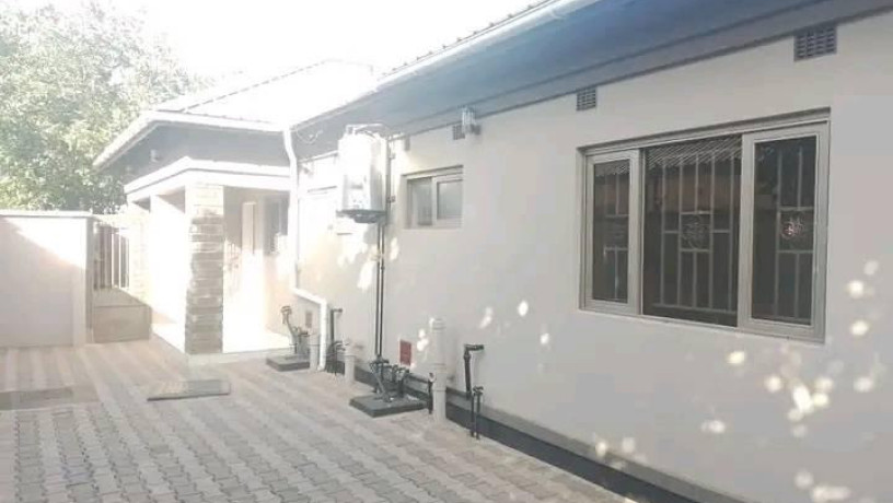 3-bedroom-flat-for-rent-in-meanwood-ndeke-big-2