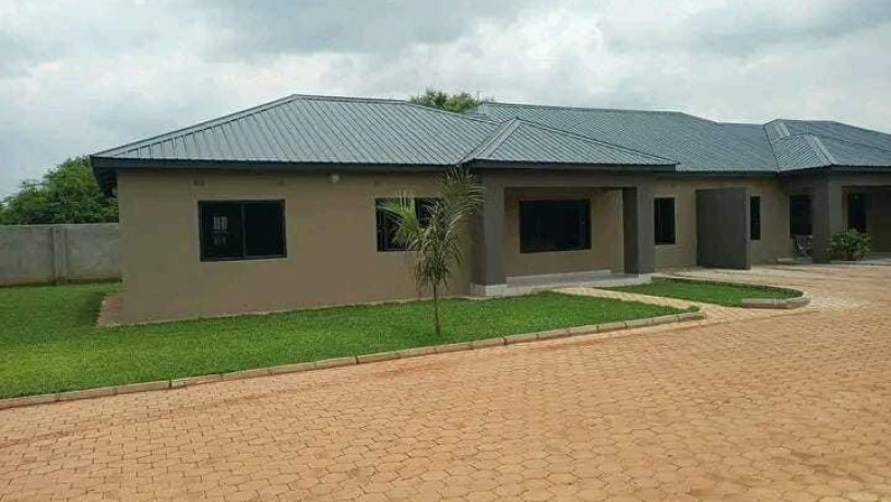 3-bedroom-flat-for-rent-in-makeni-konga-big-0