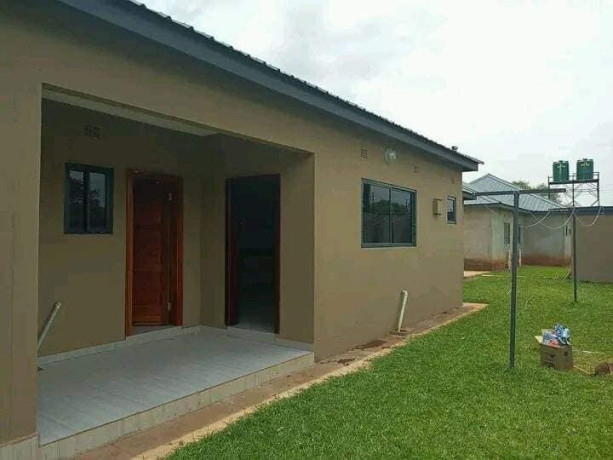 3-bedroom-flat-for-rent-in-makeni-konga-big-4