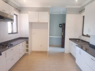 3 Bedroom House For Rent In Roma Park