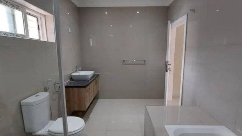 3-bedroom-apartment-for-rent-in-northmead-big-5