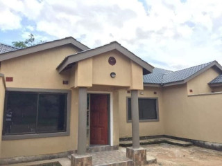 2-bedroom-flat-for-rent-in-libala-south