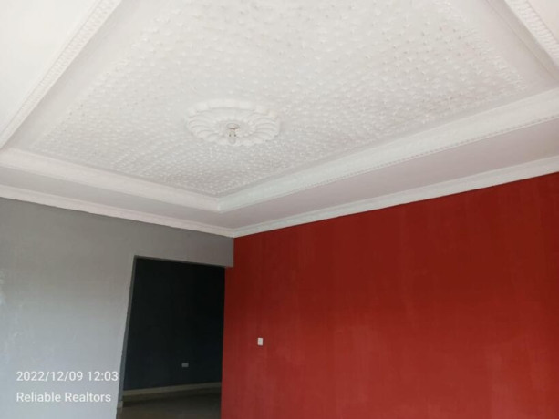3-bedroom-flat-for-rent-in-chalala-big-8