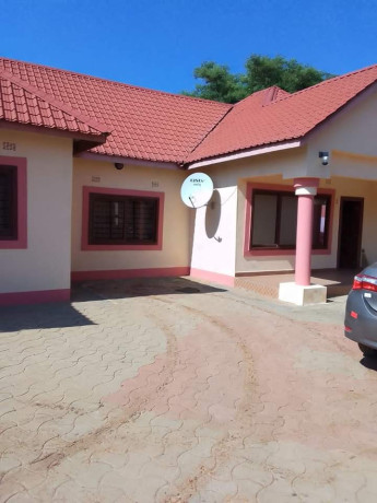 3-bedroom-flats-for-rent-in-waterfalls-big-6