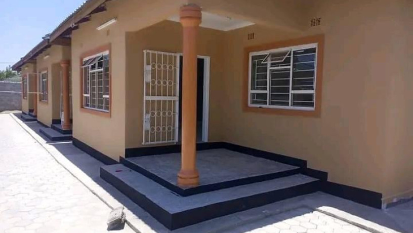 2-bedroom-flat-for-rent-in-makeni-big-5