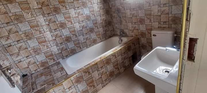 2-bedroom-flat-for-rent-in-makeni-big-7